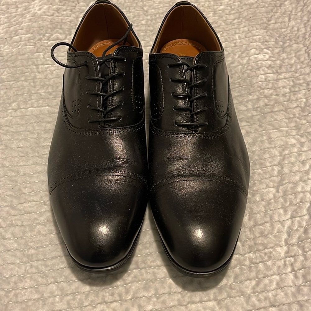 Men’s dress shoe